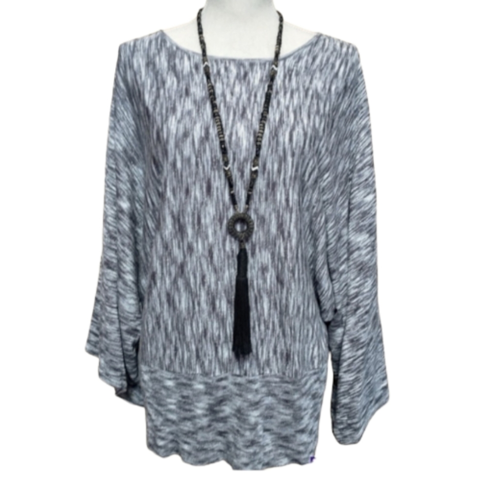 Chico's Grey & White Sweater Top With Silver Metallic Threads Woven Thro…